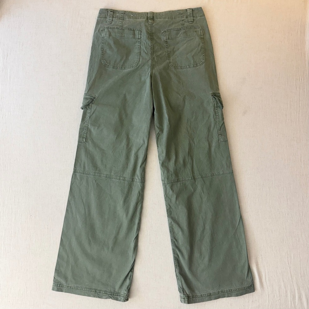 American Eagle Outfitters Olive Cargo Wide-Leg Trousers - Picture 3 of 13